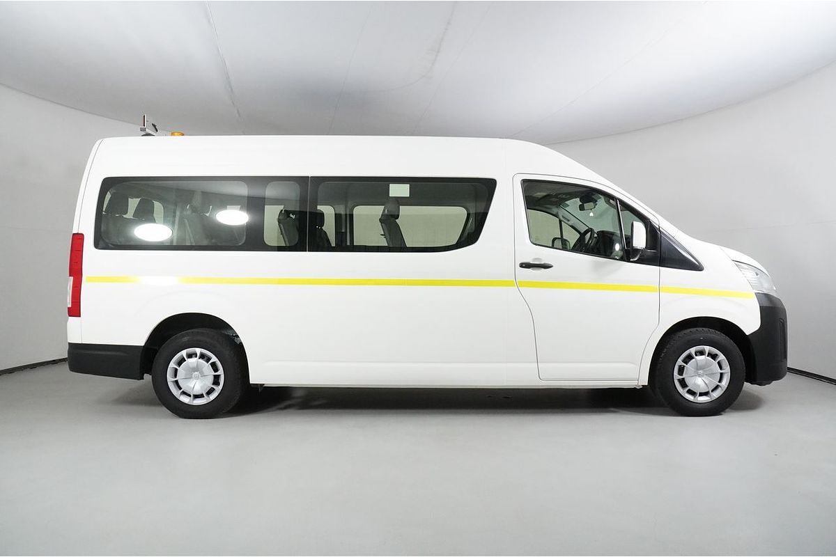 2021 Toyota HIACE SLWB COMMUTER (12 SEATS) GDH322R