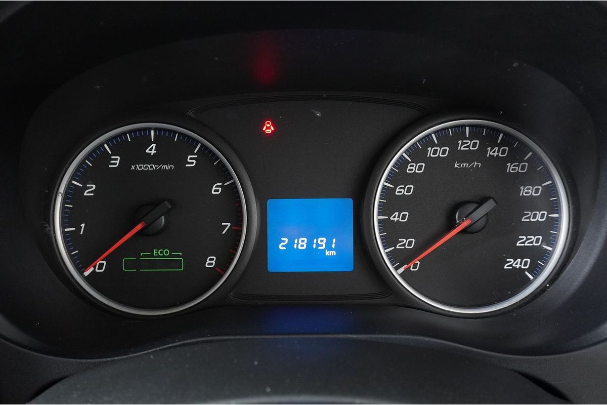 2013 Mitsubishi OUTLANDER ES (4x2) ZJ