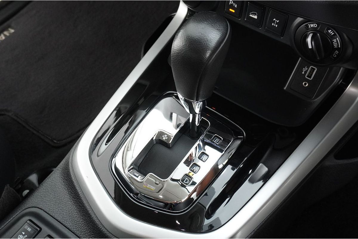 2020 Nissan Navara ST-X (4x4) (LEATHER TRIM) D23 SERIES 4 MY20 4X4