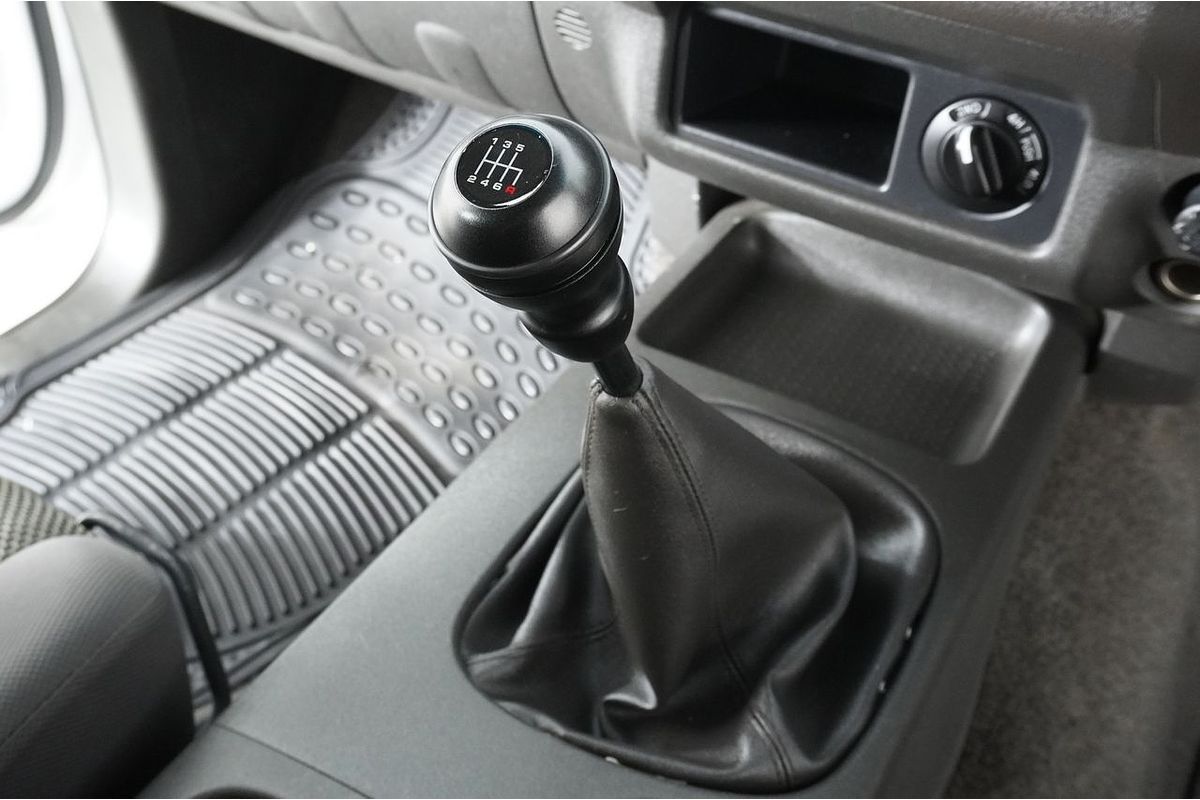 2013 Nissan Navara ST-X (4x4) D40 MY12 4X4