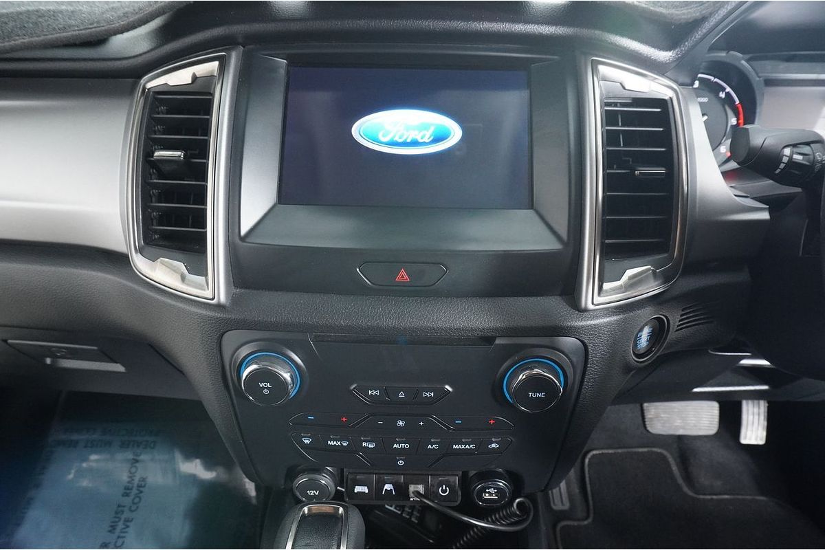Vehicle photo 9
