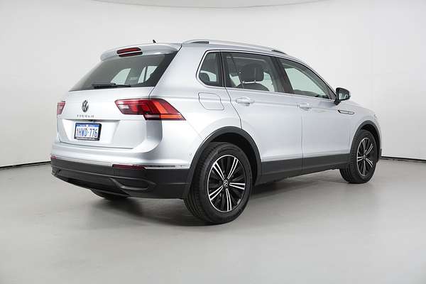 2023 Volkswagen Tiguan 110TSI Life AX MY23 Update