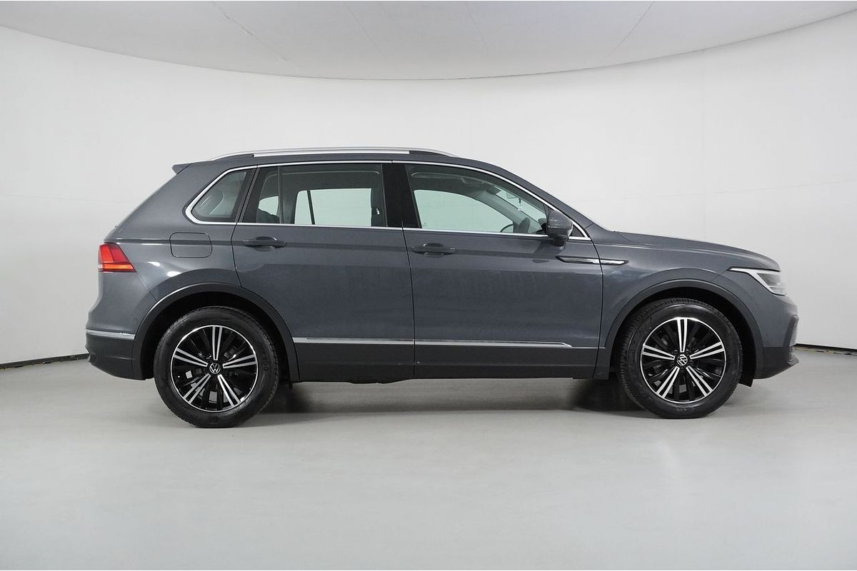2023 Volkswagen TIGUAN 110TSI LIFE AX MY23 UPDATE