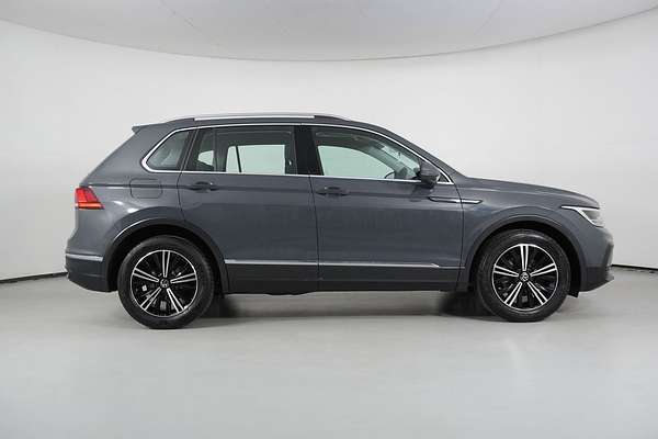2023 Volkswagen TIGUAN 110TSI LIFE AX MY23 UPDATE