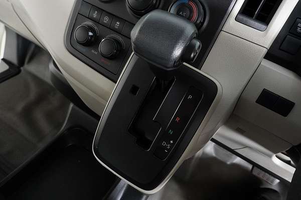 2019 Toyota Hiace COMMUTER (12 SEATS) GDH322R