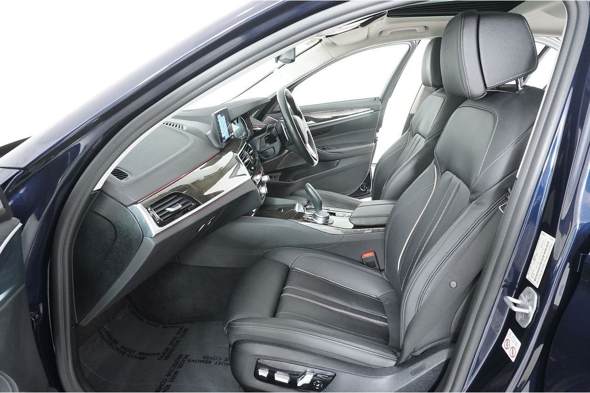 2019 BMW 5 30i LUXURY LINE G30 MY18