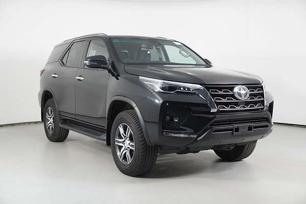 2022 Toyota FORTUNER GXL PREMIUM INTERIOR GUN156R