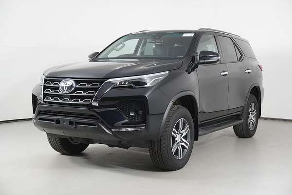 2022 Toyota FORTUNER GXL PREMIUM INTERIOR GUN156R