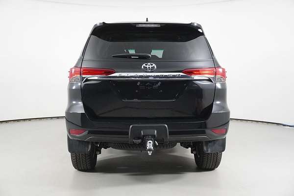 2022 Toyota FORTUNER GXL PREMIUM INTERIOR GUN156R