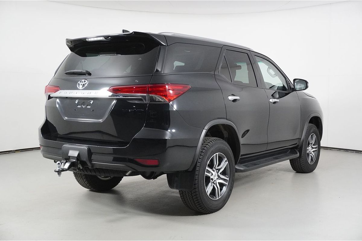2022 Toyota FORTUNER GXL PREMIUM INTERIOR GUN156R