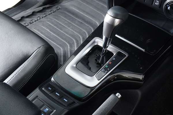 2022 Toyota FORTUNER GXL PREMIUM INTERIOR GUN156R