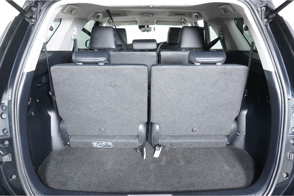 2022 Toyota FORTUNER GXL PREMIUM INTERIOR GUN156R