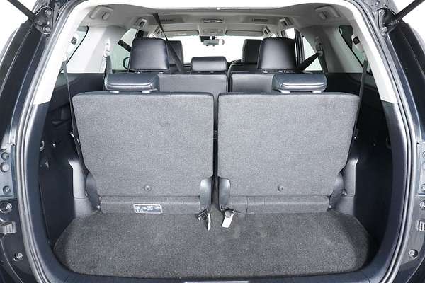 2022 Toyota FORTUNER GXL PREMIUM INTERIOR GUN156R
