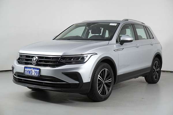 2023 Volkswagen TIGUAN 110TSI LIFE AX MY23 UPDATE