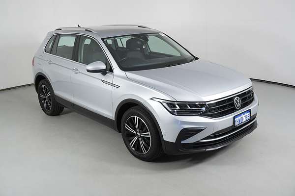 2023 Volkswagen TIGUAN 110TSI LIFE AX MY23 UPDATE