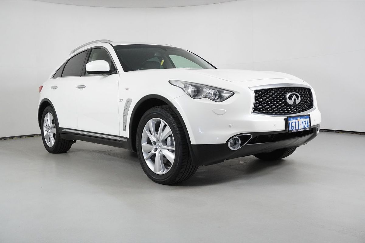 2017 INFINITI QX70 3.7 GT