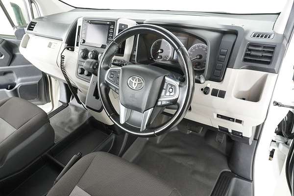 2020 Toyota Hiace COMMUTER (12 SEATS) GDH322R