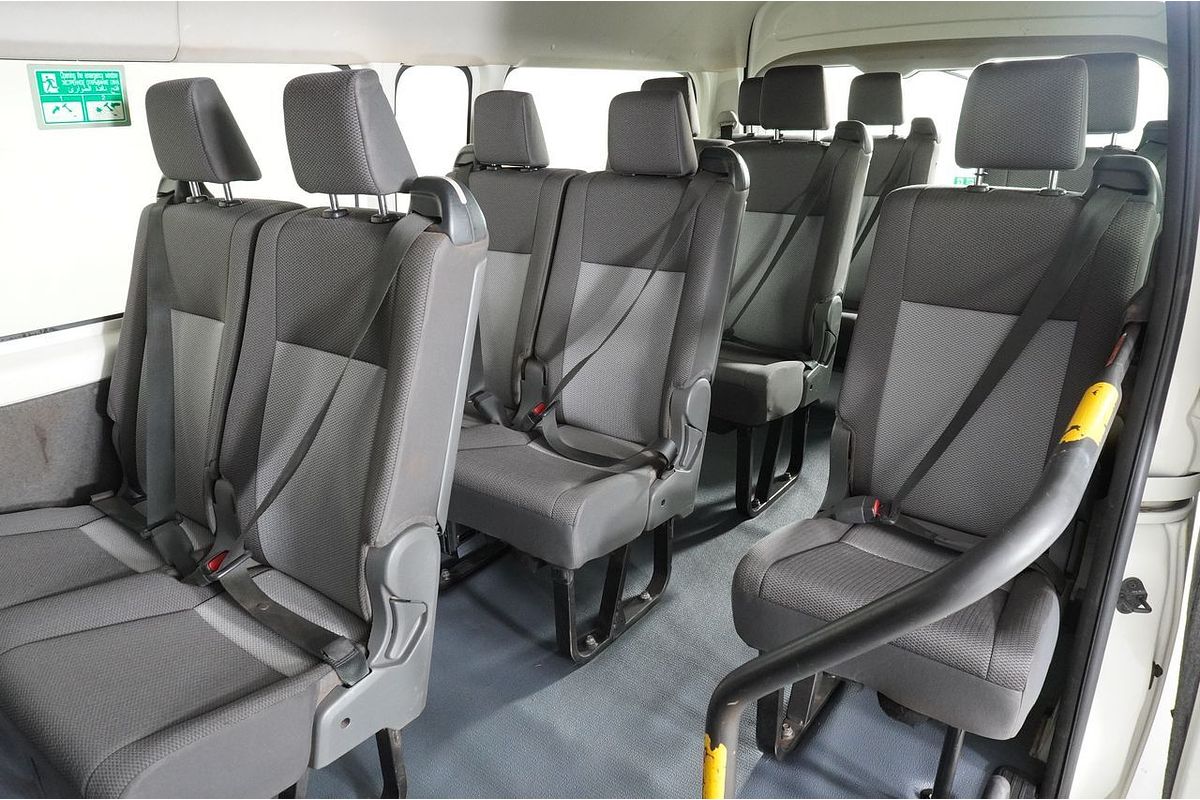 2020 Toyota Hiace COMMUTER (12 SEATS) GDH322R