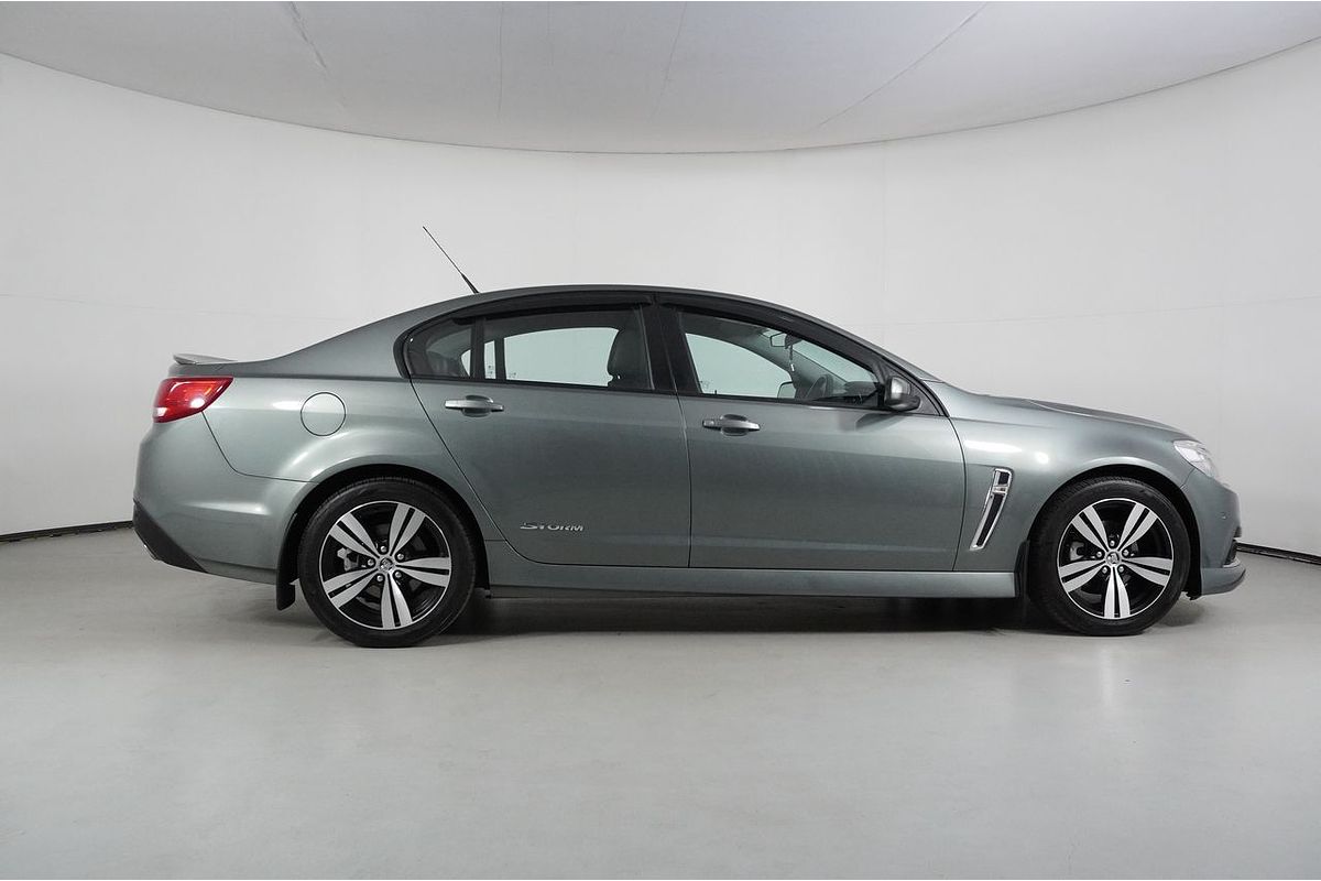 Vehicle photo 8