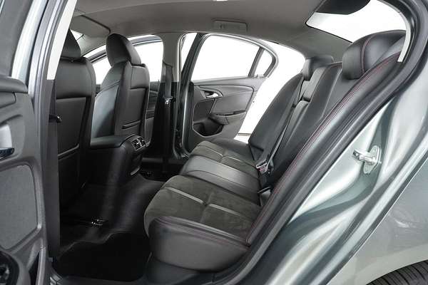 2014 Holden COMMODORE SV6 STORM VF