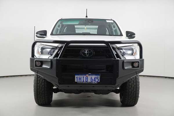 2021 Toyota HILUX SR (4x4) GUN126R FACELIFT 4X4