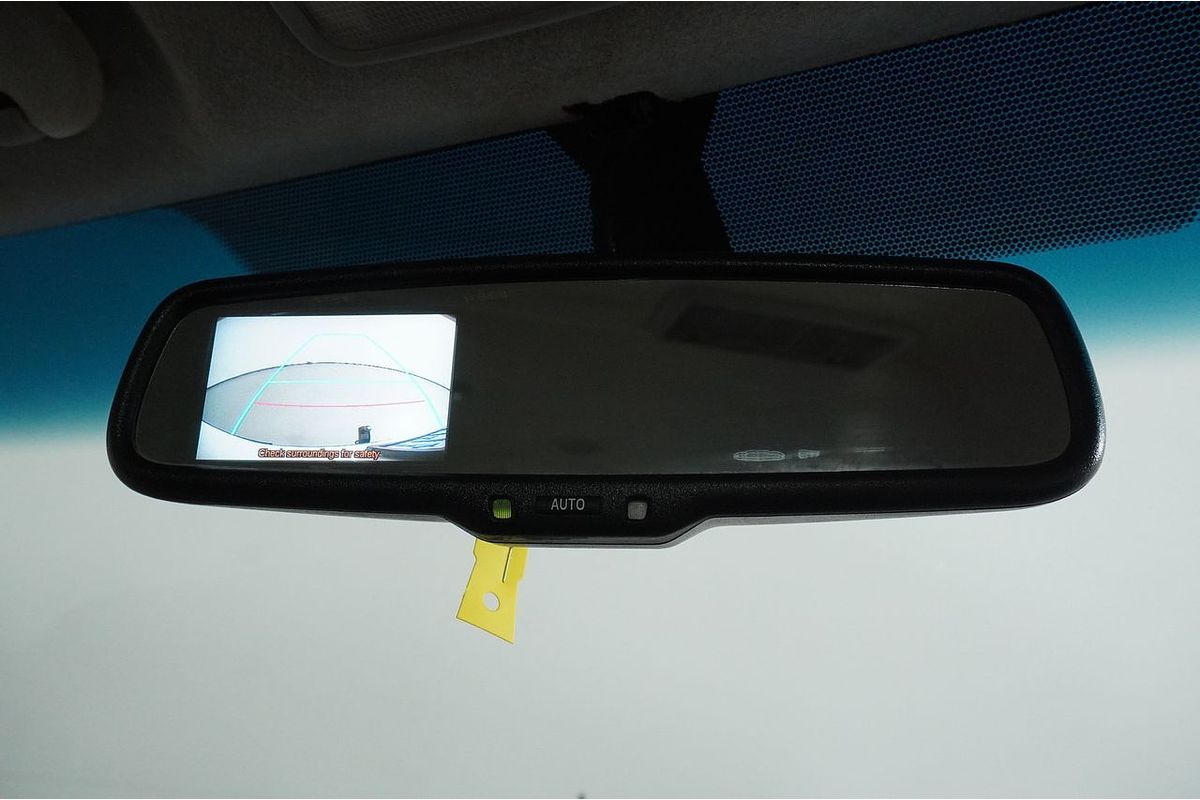 2018 Toyota Hiace COMMUTER KDH223R MY16