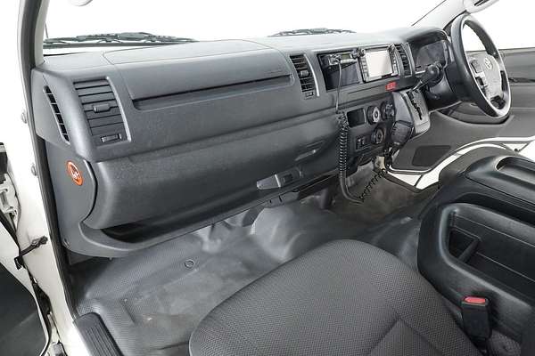 2018 Toyota Hiace COMMUTER KDH223R MY16