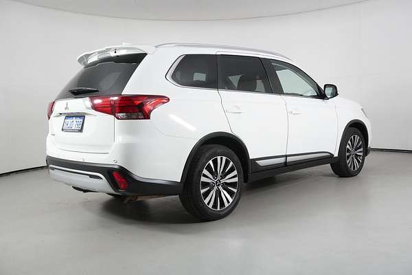2021 Mitsubishi Outlander LS ZL