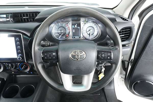 2021 Toyota HILUX SR (4x4) GUN126R FACELIFT 4X4