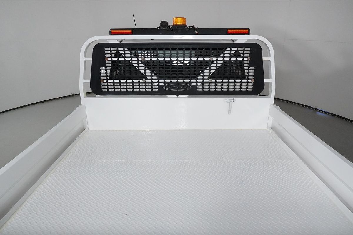 2021 Toyota HILUX SR (4x4) GUN126R FACELIFT 4X4