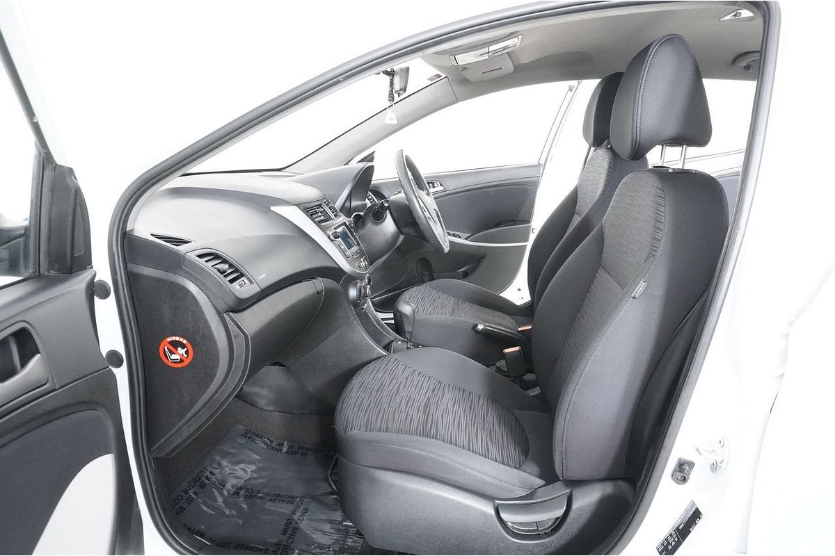 2017 Hyundai ACCENT ACTIVE RB4 MY17