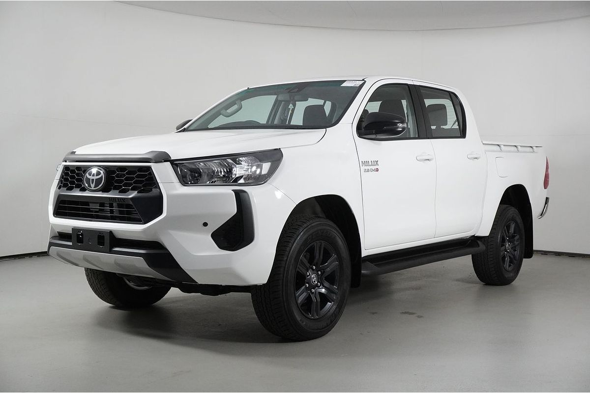 2024 Toyota HILUX SR (4x4) GUN126R 4X4