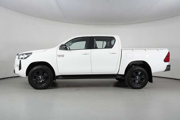 2024 Toyota HILUX SR (4x4) GUN126R 4X4