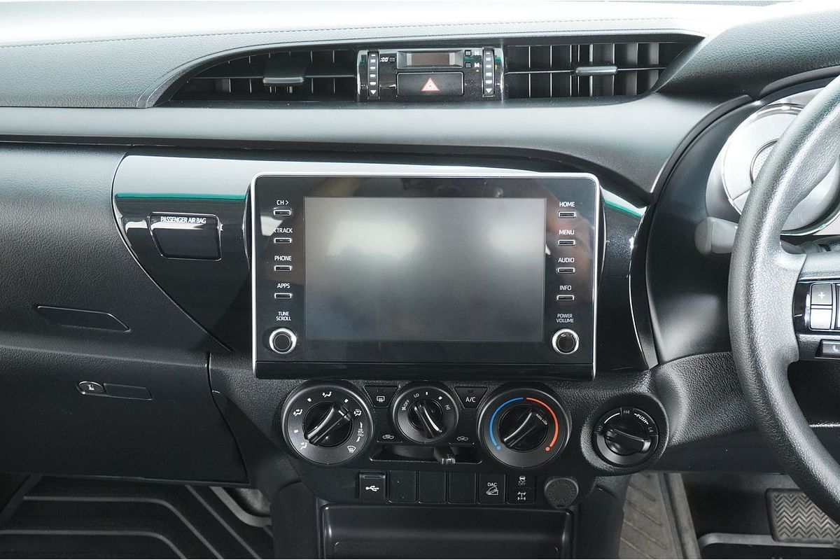 2024 Toyota HILUX SR (4x4) GUN126R 4X4