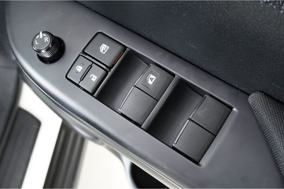 2024 Toyota HILUX SR (4x4) GUN126R 4X4