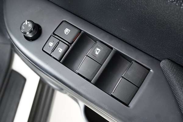2024 Toyota HILUX SR (4x4) GUN126R 4X4