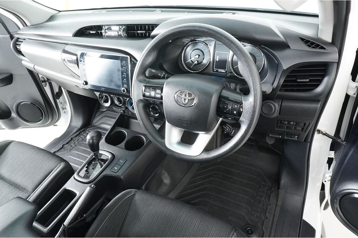 2024 Toyota HILUX SR (4x4) GUN126R 4X4