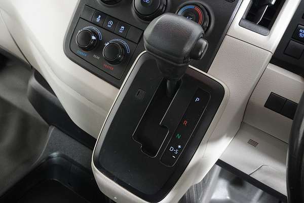 2020 Toyota Hiace Commuter GDH322R