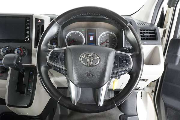 2020 Toyota Hiace Commuter GDH322R