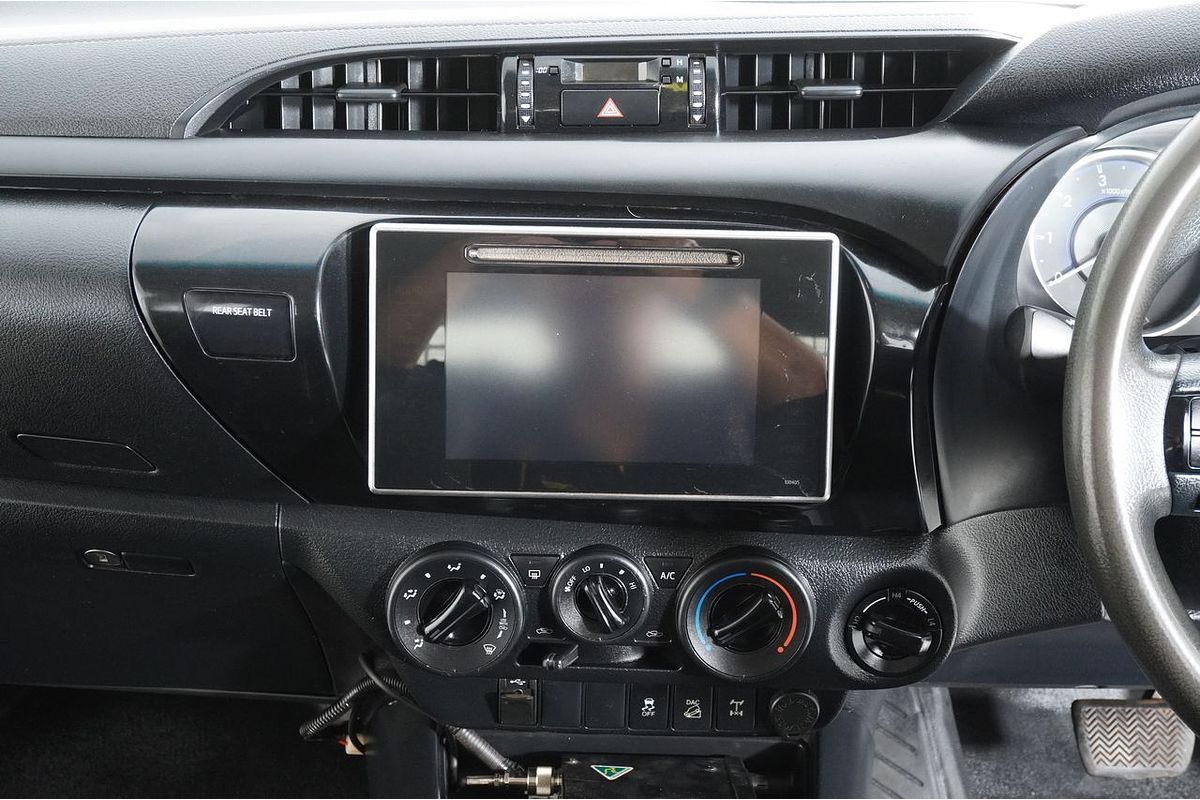 2018 Toyota Hilux SR GUN126R 4X4