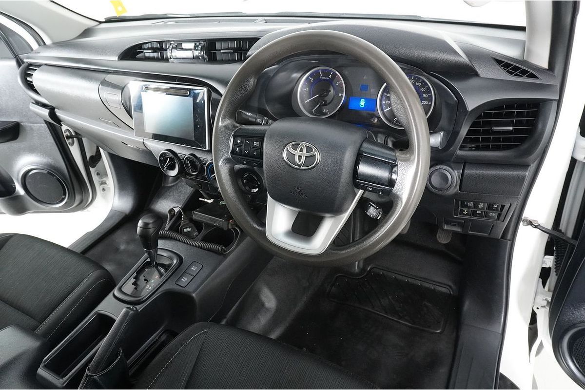 2018 Toyota Hilux SR GUN126R 4X4
