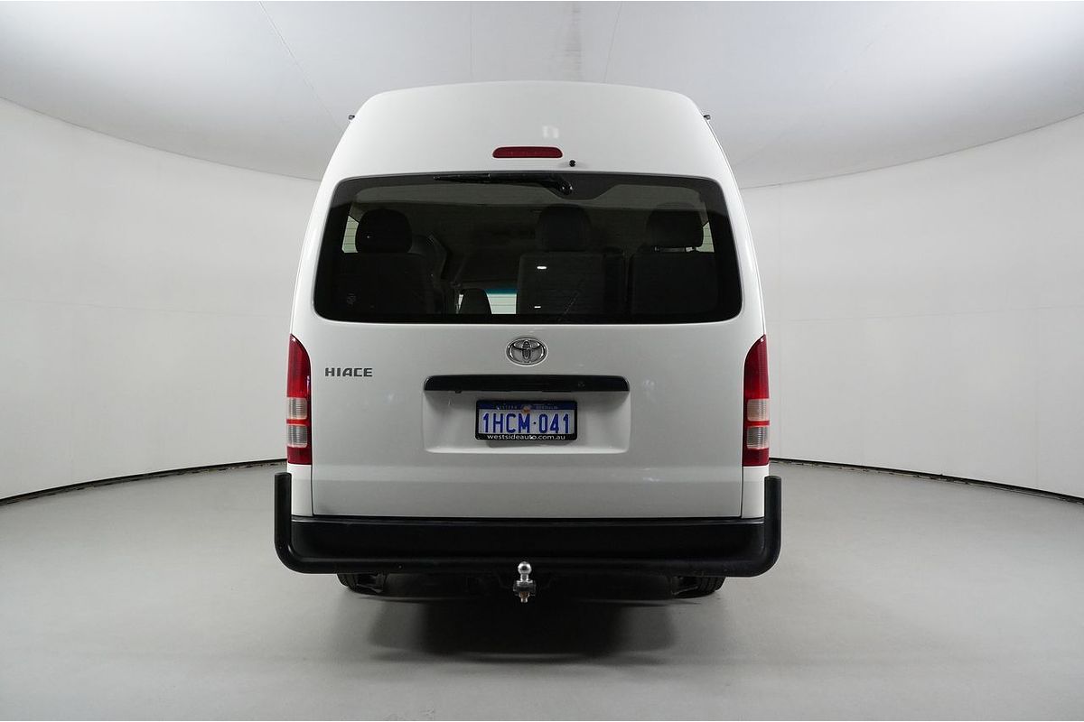 Vehicle photo 6