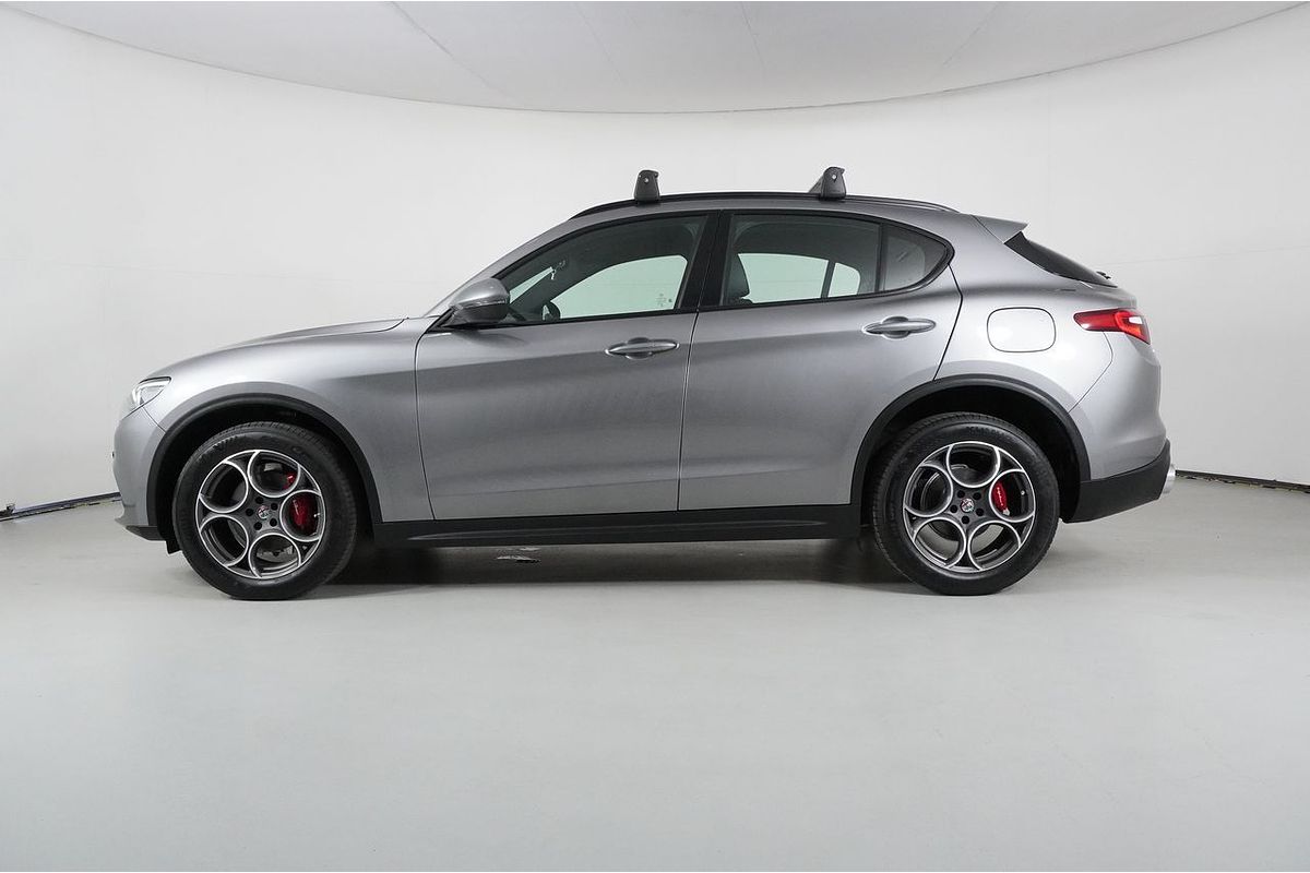 2019 Alfa Romeo STELVIO  949
