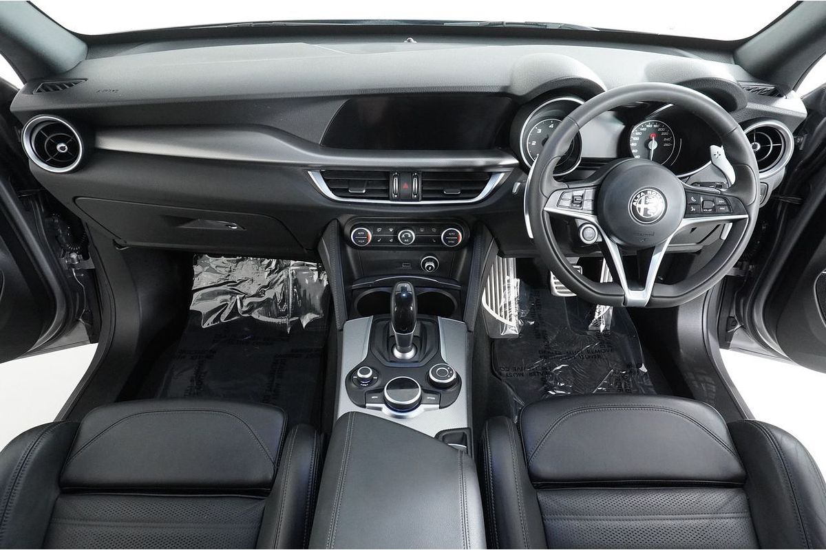 2019 Alfa Romeo STELVIO  949