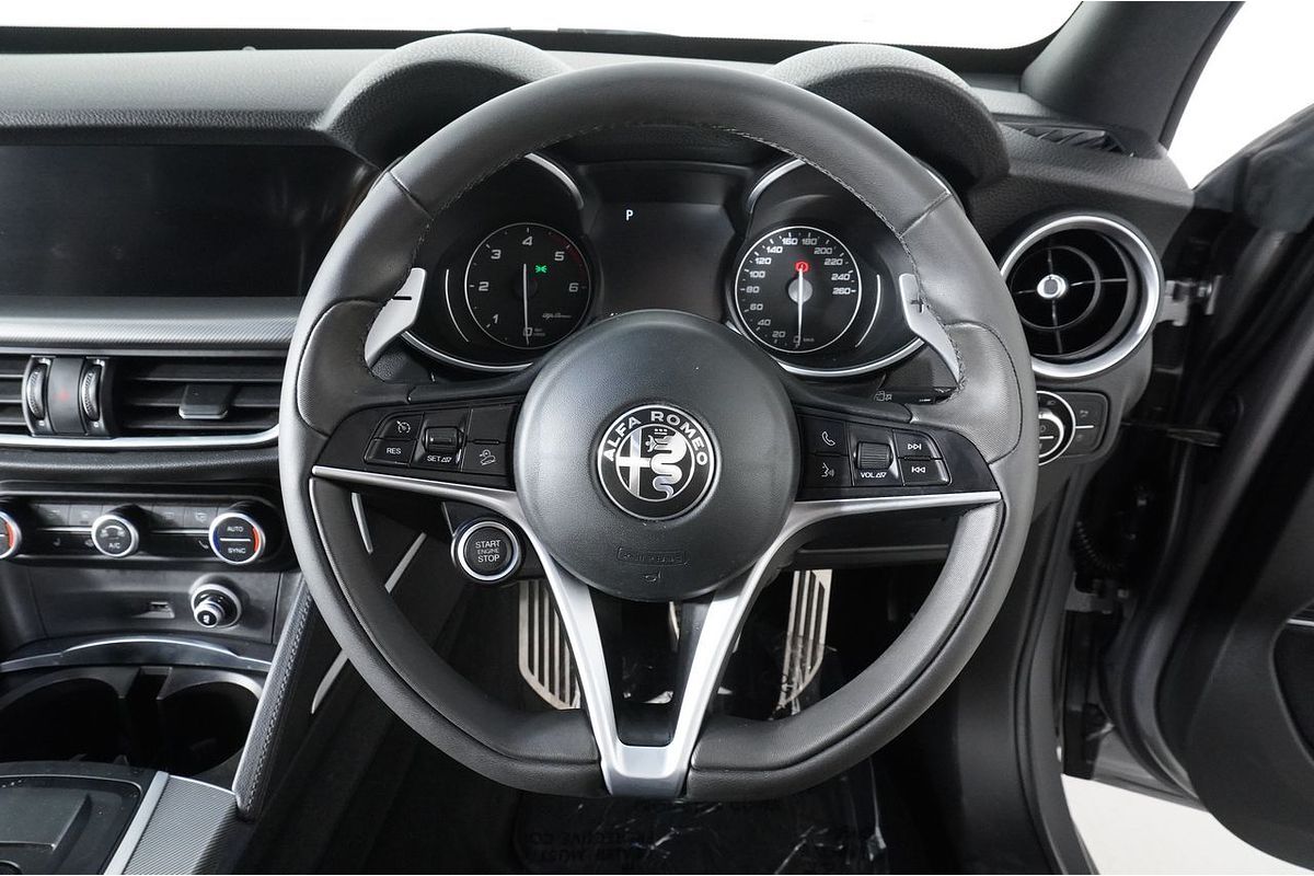 2019 Alfa Romeo STELVIO  949