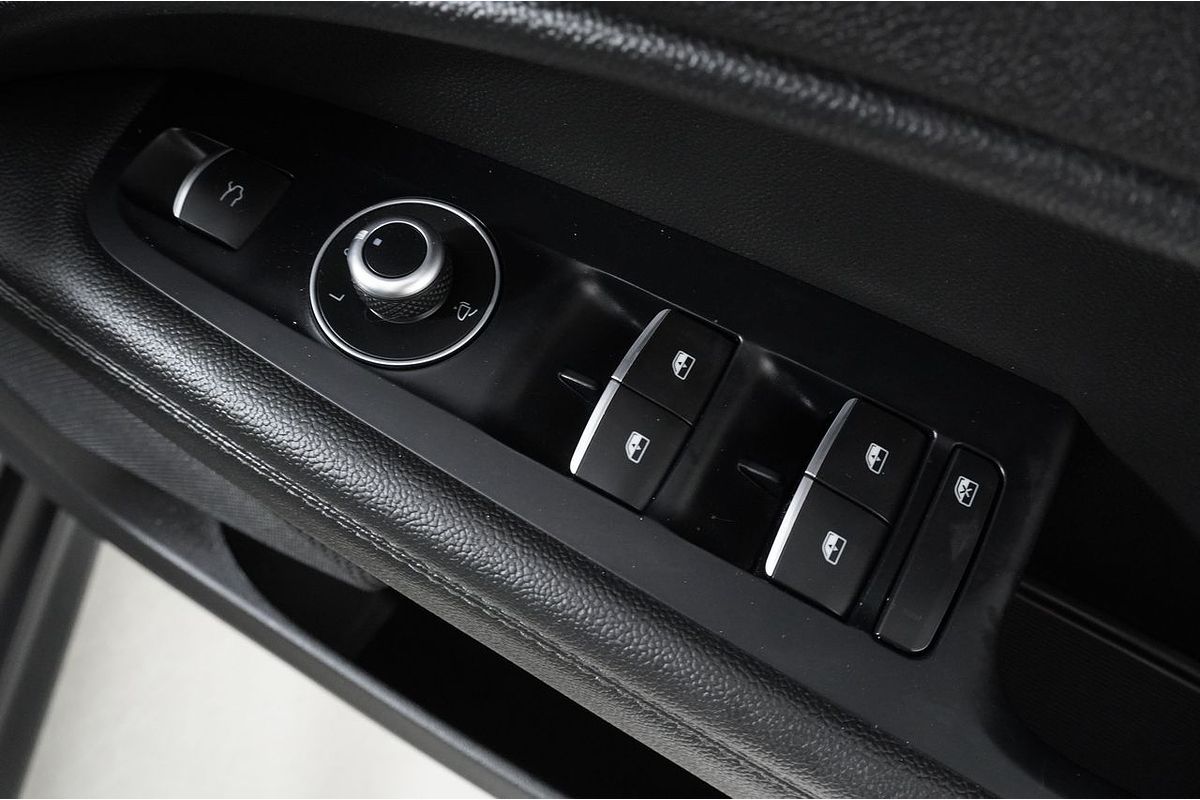 2019 Alfa Romeo STELVIO  949