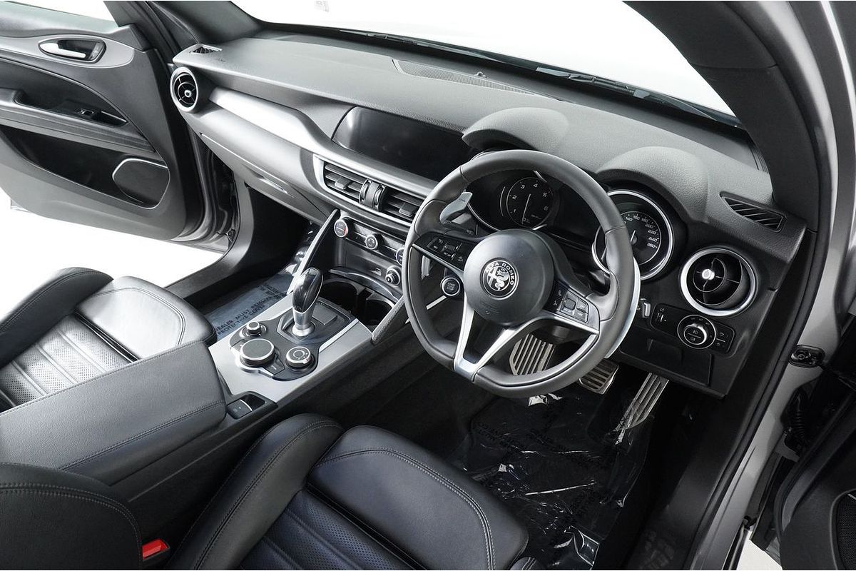2019 Alfa Romeo STELVIO  949