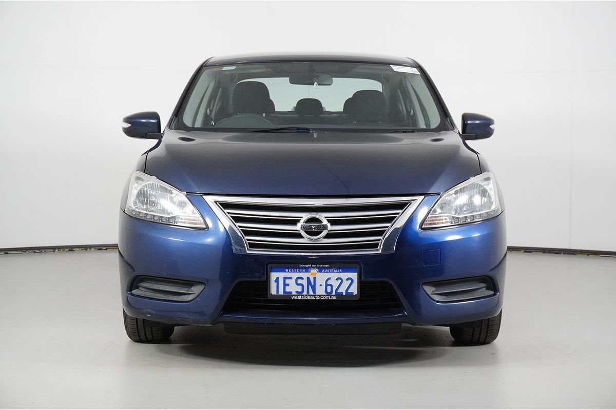 2013 Nissan PULSAR ST B17