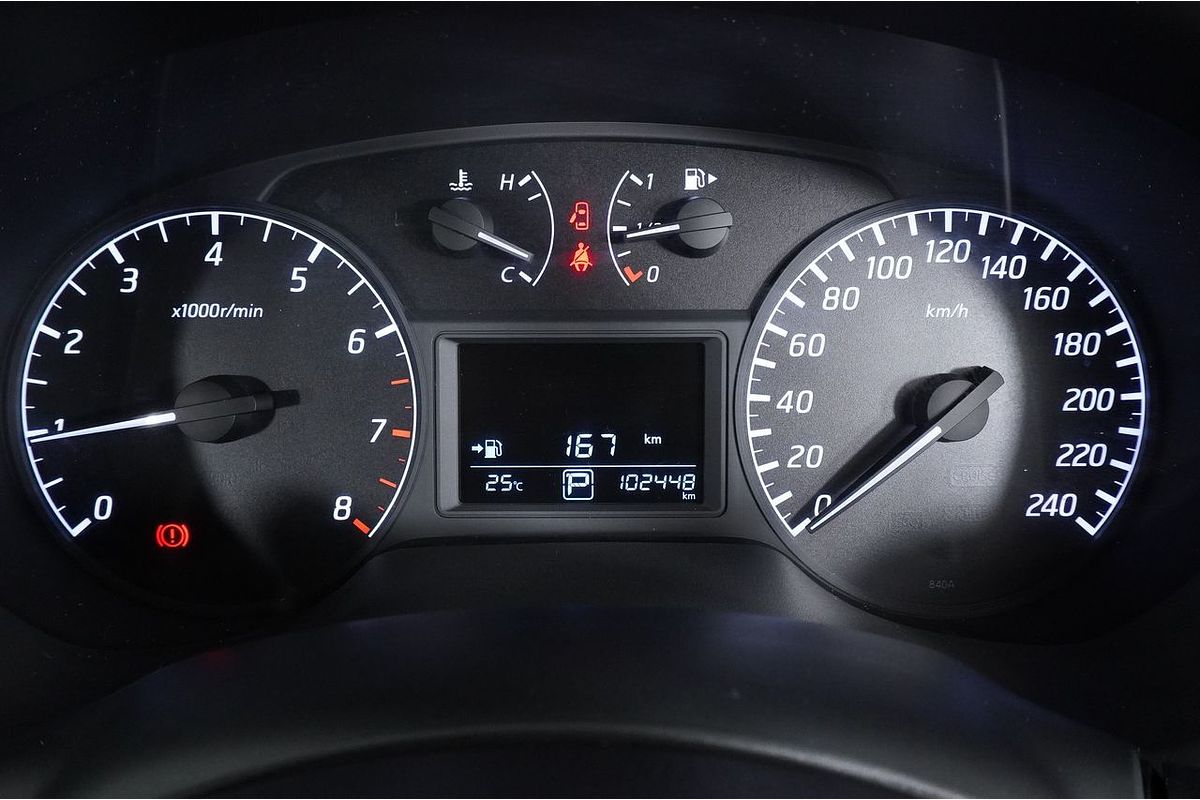 2013 Nissan PULSAR ST B17