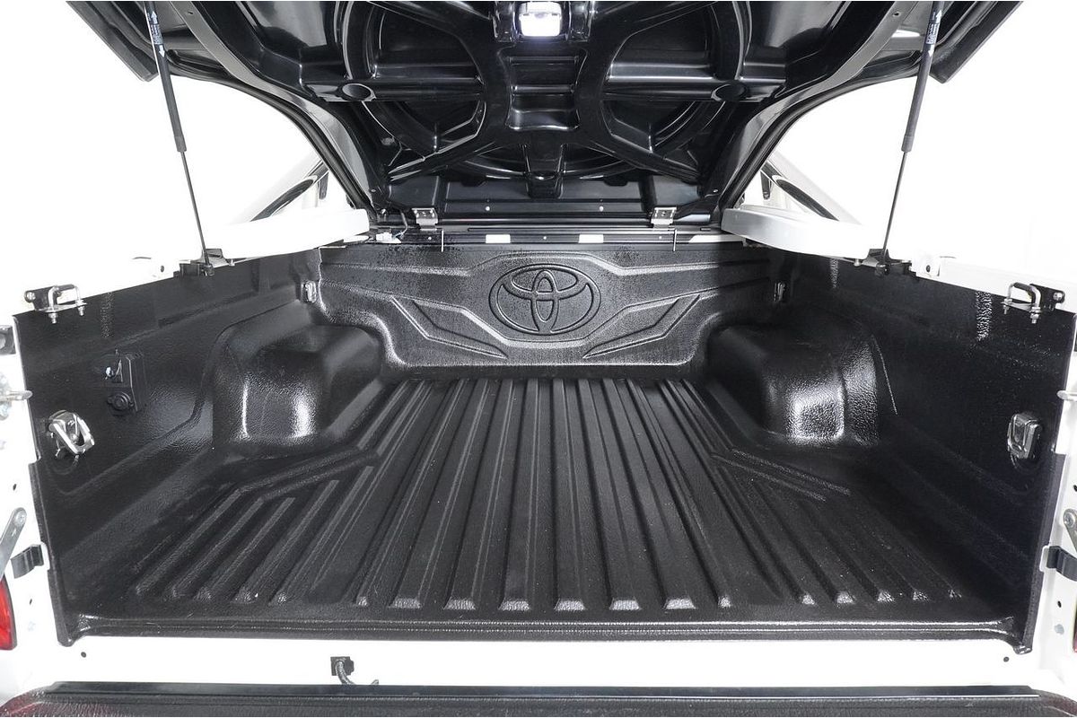 2018 Toyota HILUX SR5 (4x4) GUN126R MY19 4X4